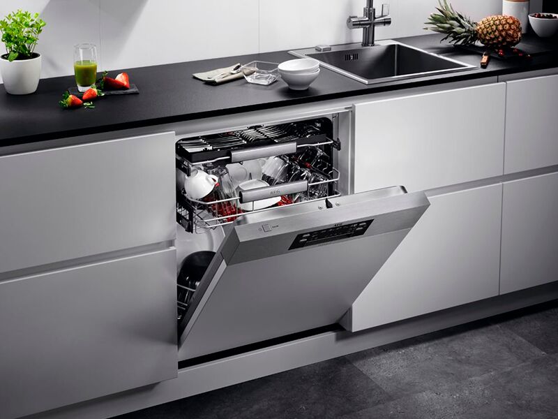 Как работает ополаскиватель в посудомоечной машине